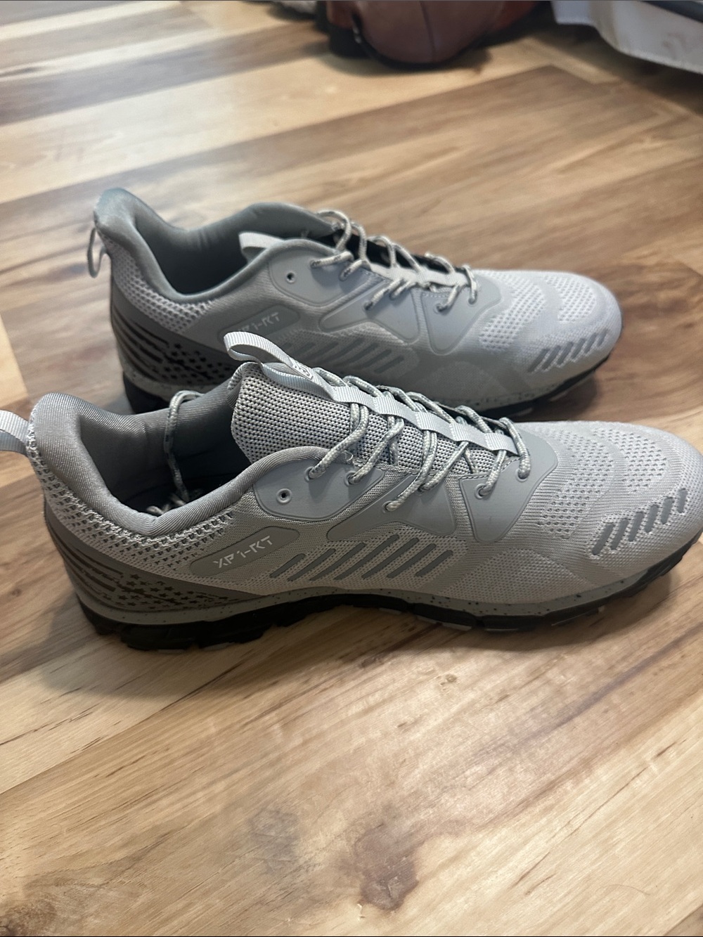 Men's Athletic Sneakers in Light Gray - Lightweight Performance
